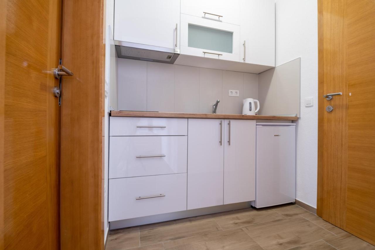 Apartments Glorija Неум Экстерьер фото