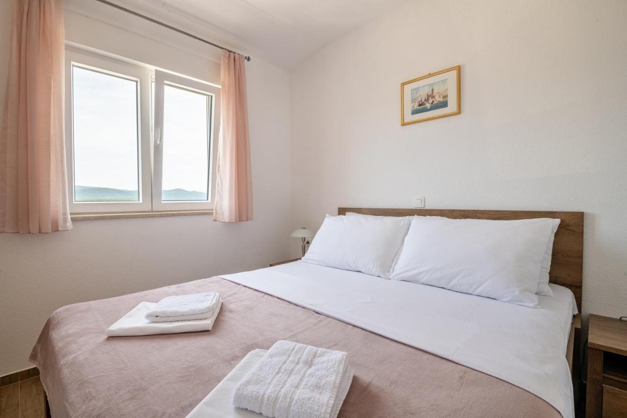 Apartments Glorija Неум Экстерьер фото