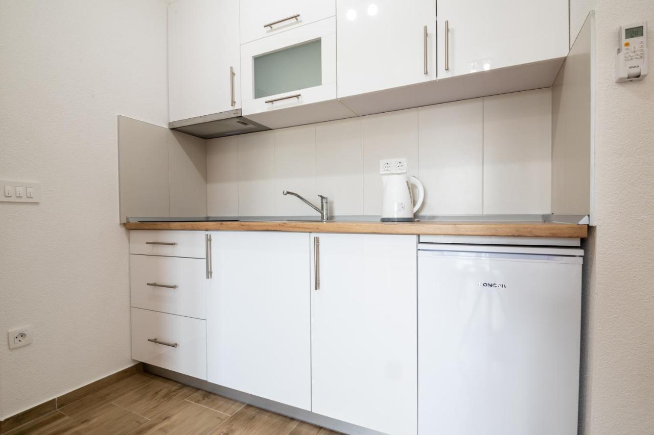 Apartments Glorija Неум Экстерьер фото