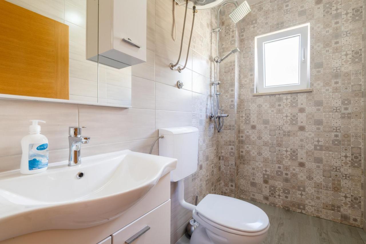 Apartments Glorija Неум Экстерьер фото